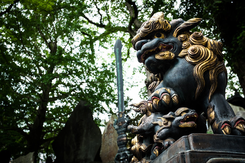 guardian lion-dogs at Shinto shrine
